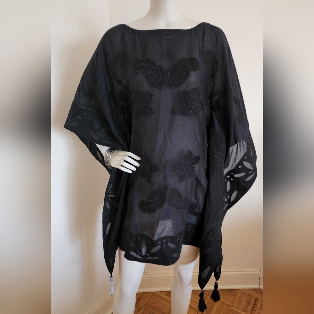 Brand new with tags Tory Burch black embroidered beach caftan